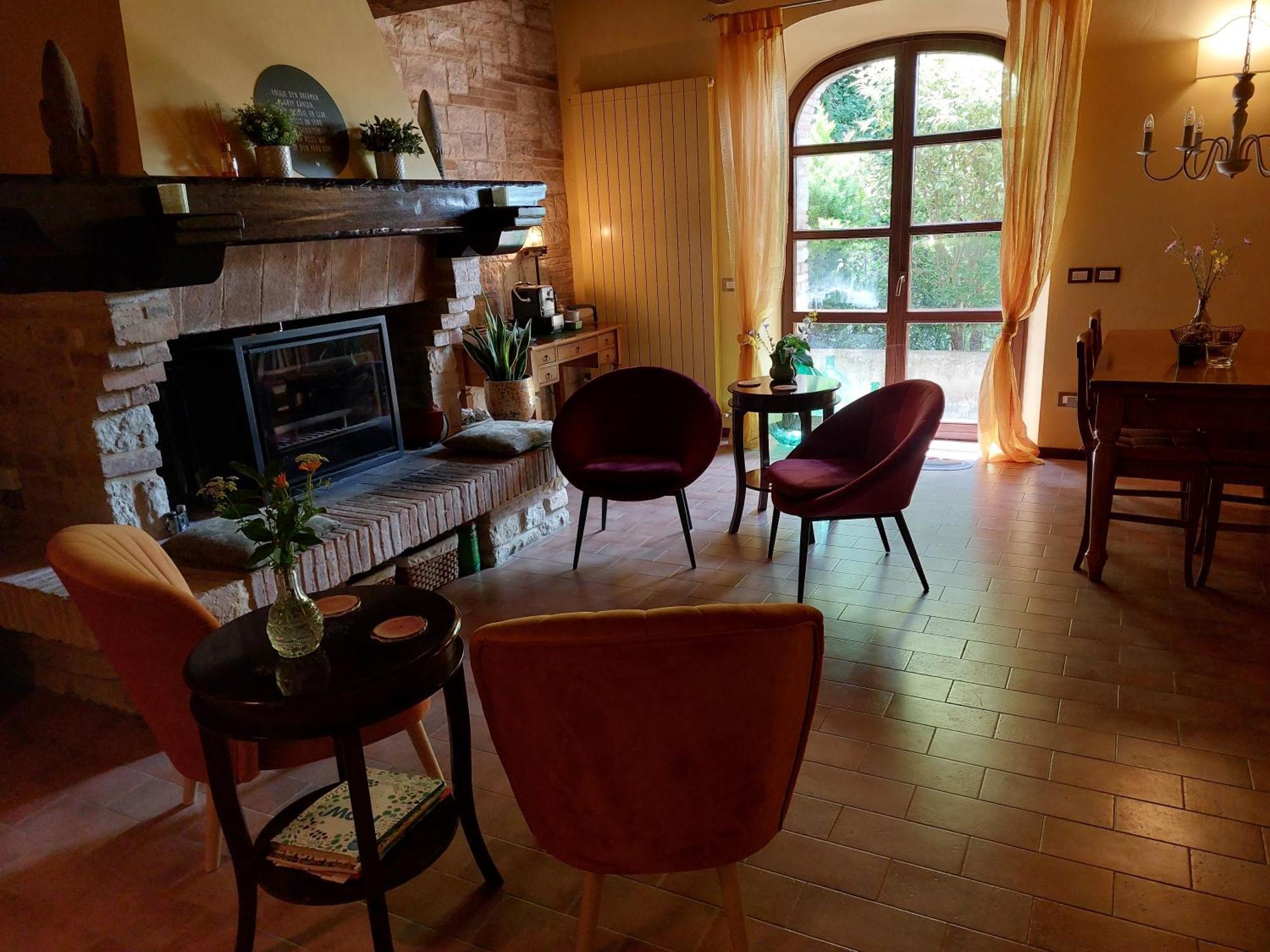 B&B Fonte Fresca 法布里亚诺 外观 照片