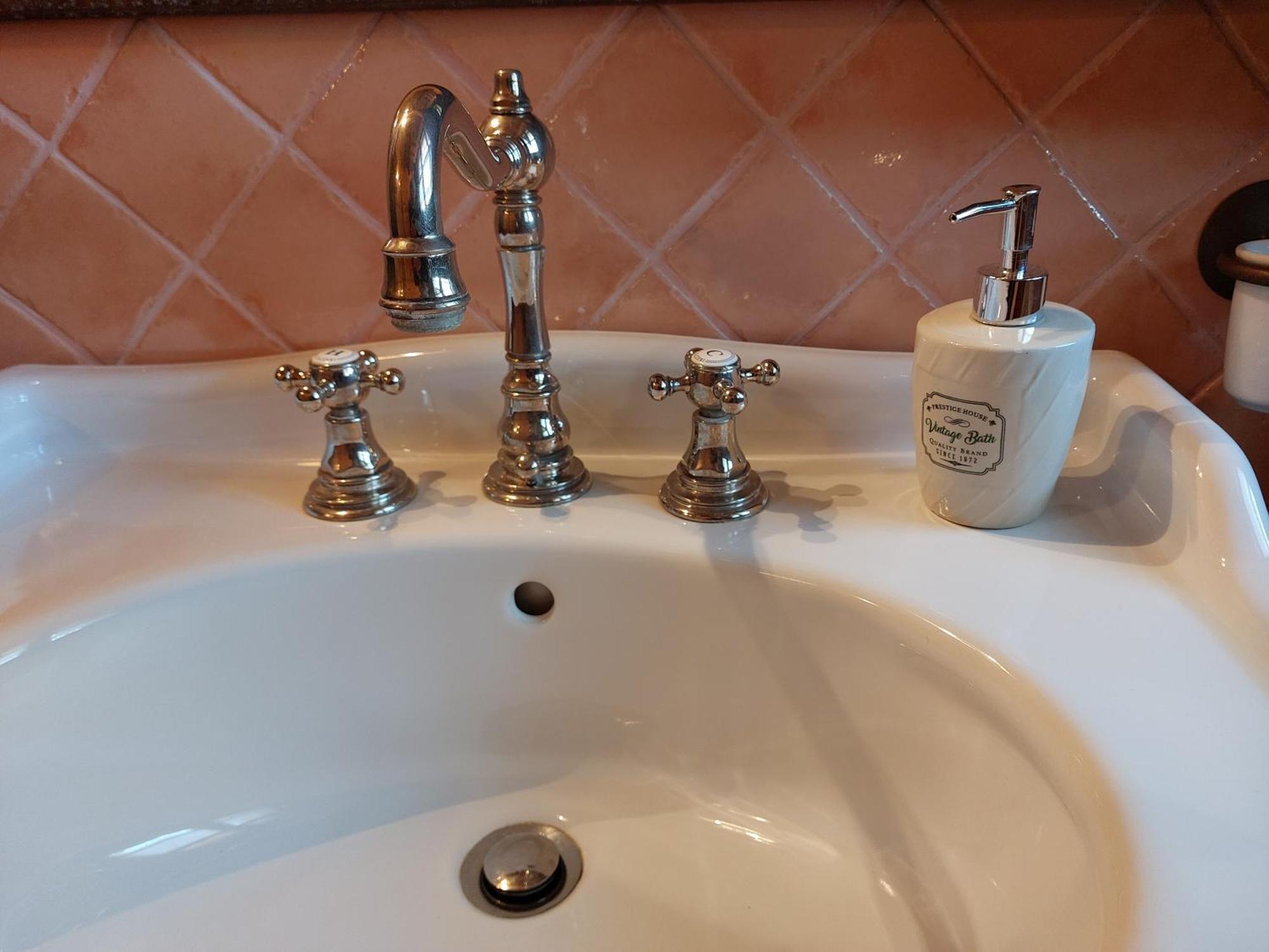 B&B Fonte Fresca 法布里亚诺 外观 照片